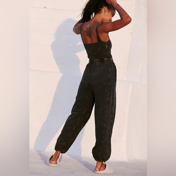 FP Movement Inbound Onesie Black Medium - Picture 2 of 7